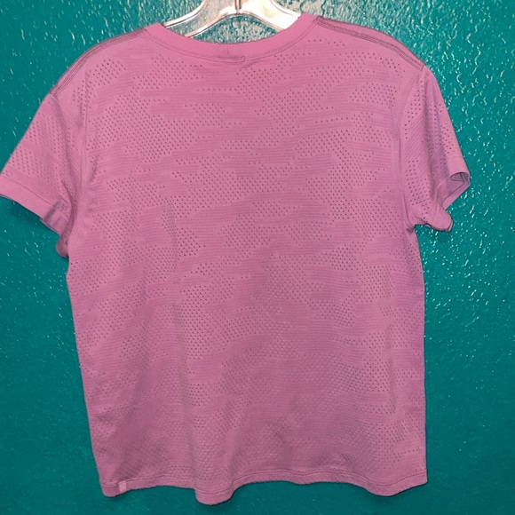 Lululemon 🍋 top - Picture 3 of 3